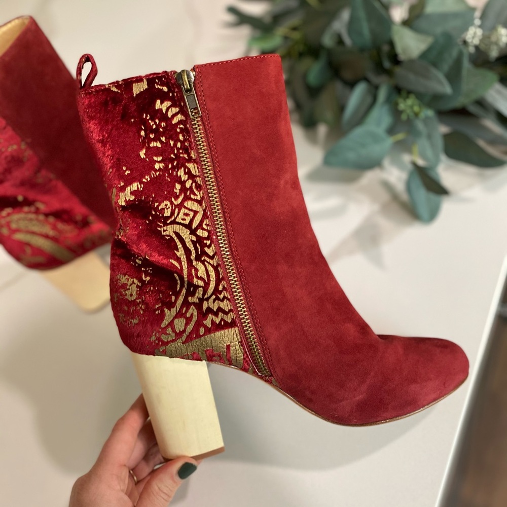 Anthro {Farylrobin} ‘Dav’ Ankle Boots